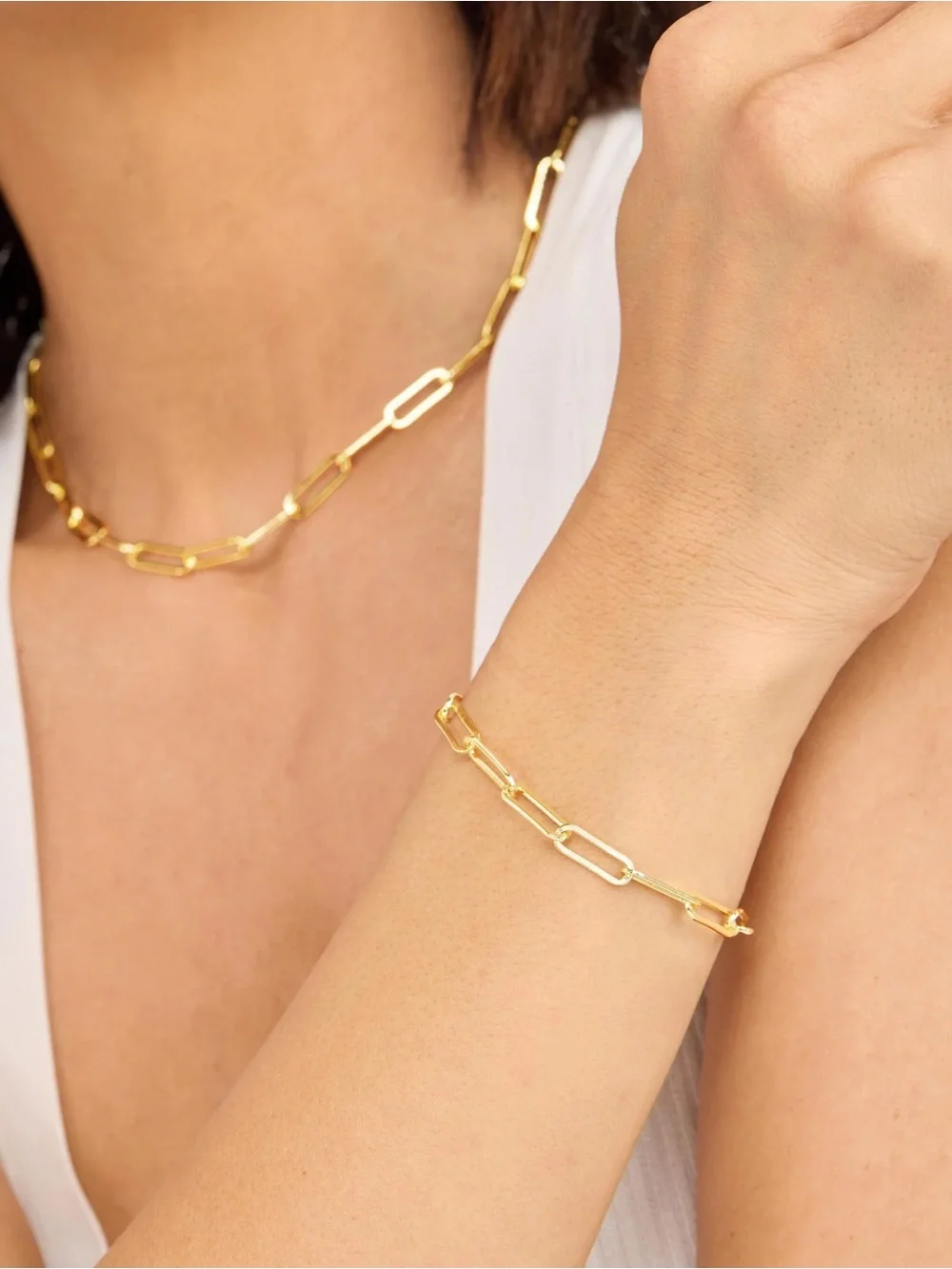 Melinda Maria Gold Paperclip Link Bracelet- 6”